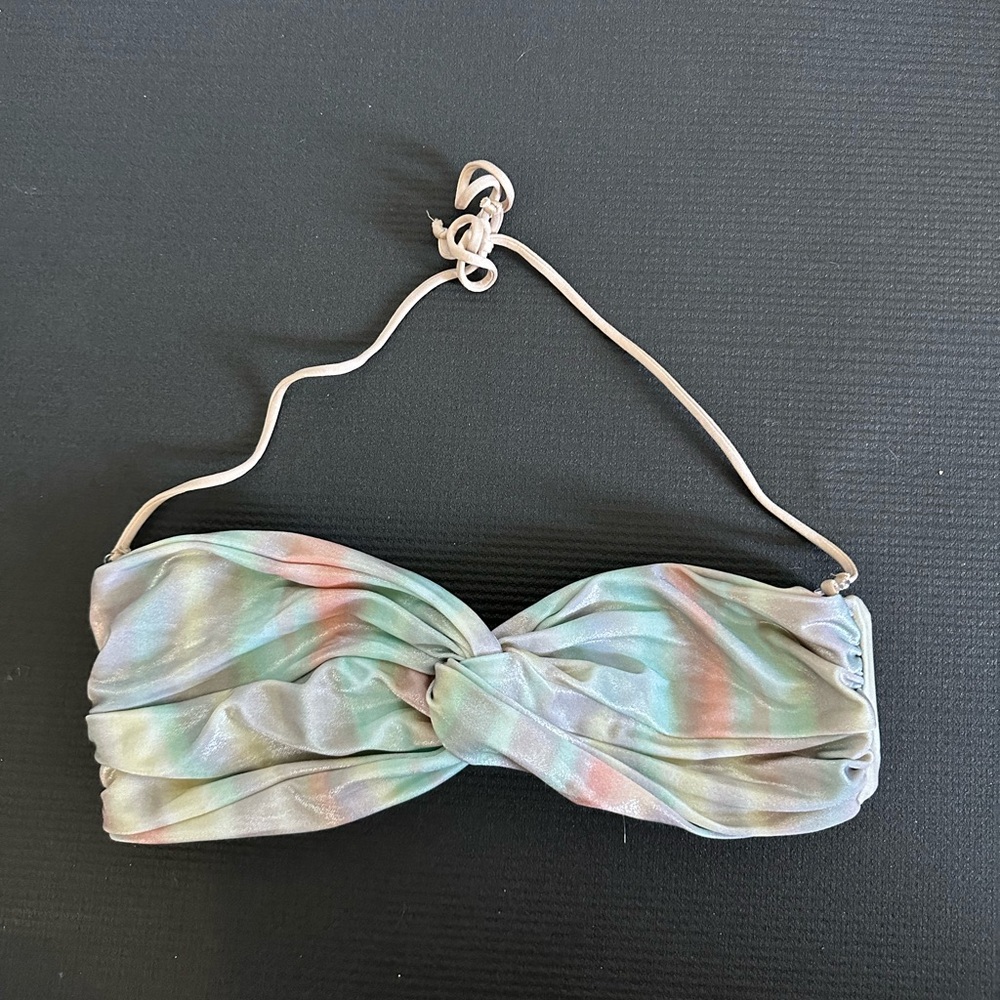 Cali Dreaming Swim Shiny Rainbow Colorful Halter Bikini Top size 3 (Small) EUC